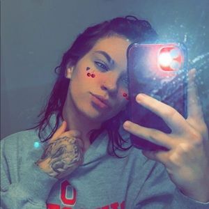 Meet your Posher, Sydney